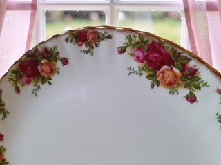 Grande Royal Albert Old Country Roses Pastelero