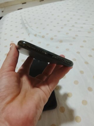 iPhone y Samsung Negros