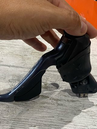 Maneta Izquierda Shimano ST-R8050