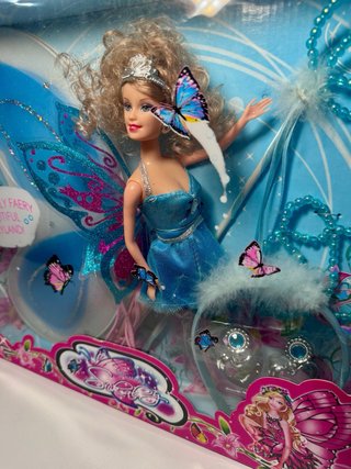 Muñeca inspirada en Barbie Mariposa Magical Faery