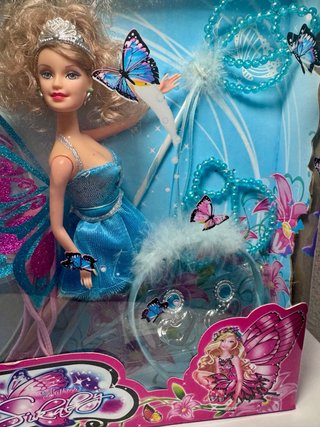 Muñeca inspirada en Barbie Mariposa Magical Faery