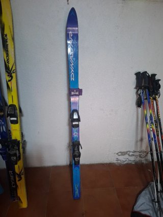 Esquís Dynastar Team V5.