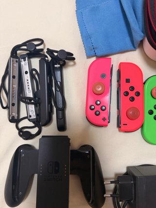Nintendo Switch Verde y Rosa