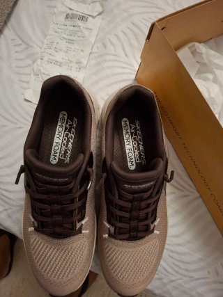 Deportivas Skechers Beige y Marrón