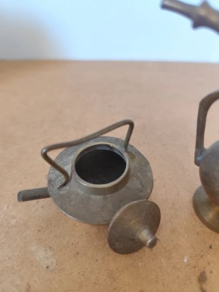 Mini teiere vintage in bronzo
