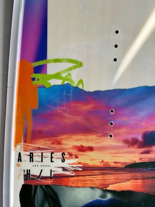 Wakeboard Hyperlite Aries 146
