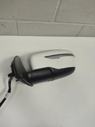 Espejo retrovisor izq. Nissan Qashqai de 2016.