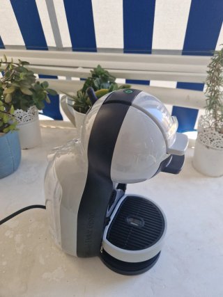 Cafetera Dolce Gusto Krups