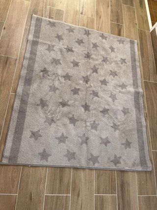 Alfombra infantil estrellas gris