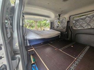 Mueble + Colchon Camper Nissan NV200 / Evalia