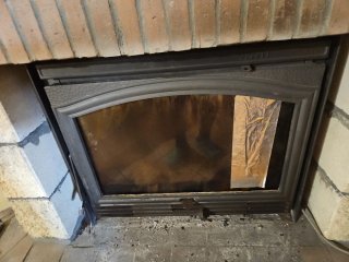 En BURGOS.VALDEPORRES Estufa /Casete de leña.