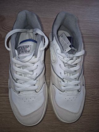 Deportivas Lacoste Blancas y Azules