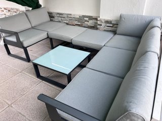 Conjunto Jardín: Sofás y mesa baja