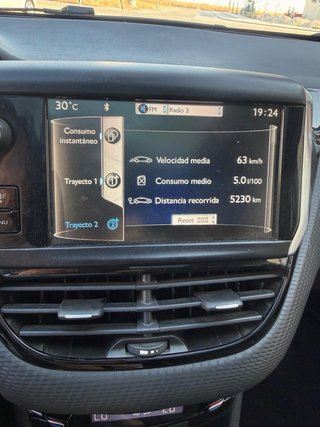 Peugeot 2008 2014
