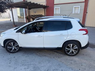 Peugeot 2008 2014
