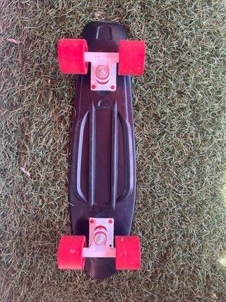 Skate Tijuana Negro Ruedas Rojas