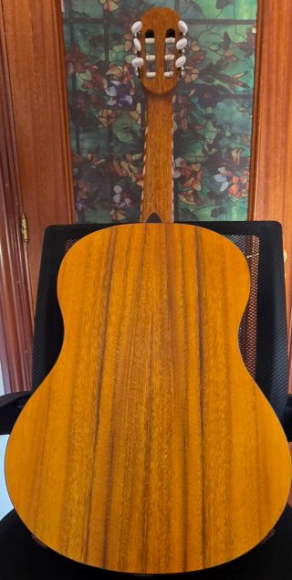 Guitarra clásica Admira Toba + Funda (Ideal princi