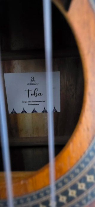Guitarra clásica Admira Toba + Funda (Ideal princi