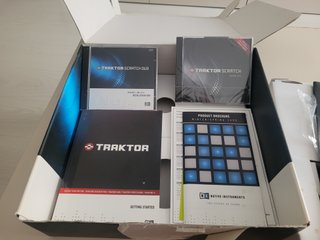 Native Instruments Traktor Scratch Duo