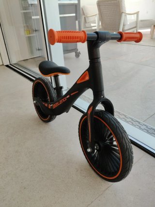 Bicicleta de equilibrio Feber