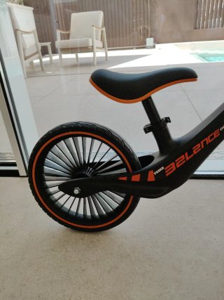 Bicicleta de equilibrio Feber