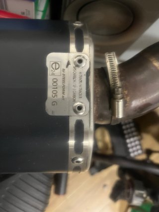 Silencioso HP Corse Negro/Plata