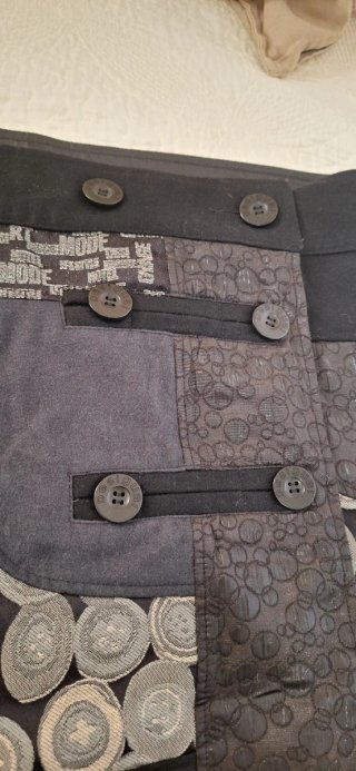 Falda patchwork botones Desigual