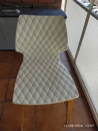 Juego de 2 Sillas Blancas Diseño Moderno