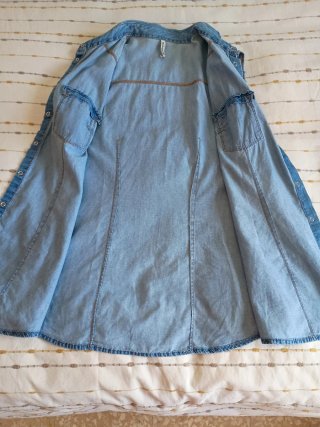 Camisa vaquera Stradivarius sin mangas mujer