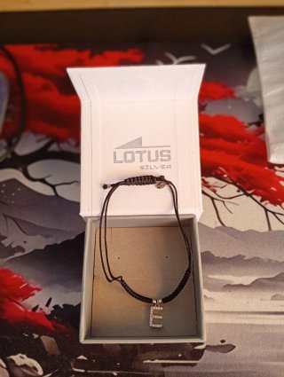 Pulsera Lotus Plata con Inicial E