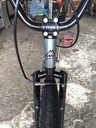 Bicicleta BMX Monty 139 20"