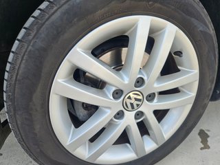 Volkswagen Golf 1.6 TDI 105cv