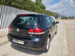 Volkswagen Golf 1.6 TDI 105cv