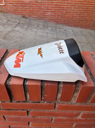 Culin monoplaza KTM 1290 Super Duke R