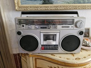 Radio Casete Sanyo M9820K Plata
