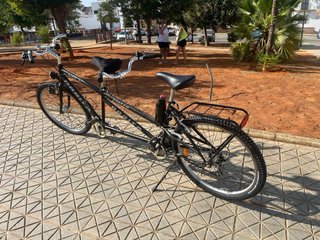 Bicicleta Tándem Negra