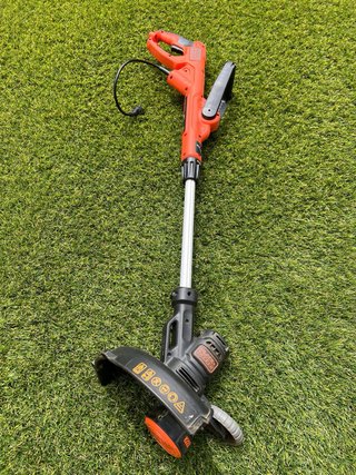Black+Decker Cortabordes Eléctrico