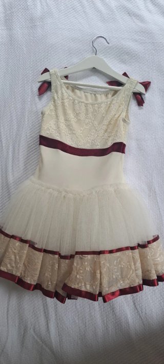 Vestido ballet Harmony beige y rojo