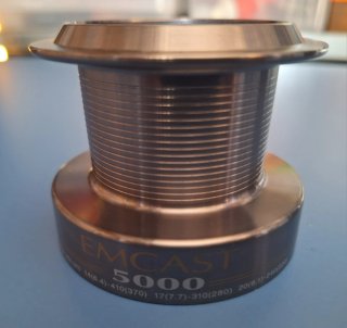 Bobina pesca Daiwa Emcast 5000