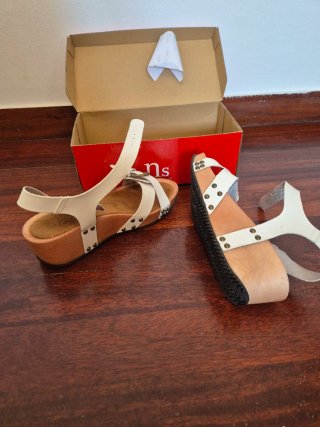 Sandalias blancas plataforma talla 37 de InSide
