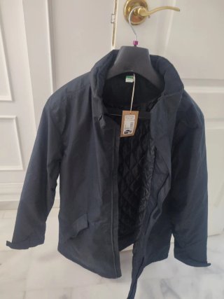 Chaquetón negro talla L nuevo marca Roly eco.