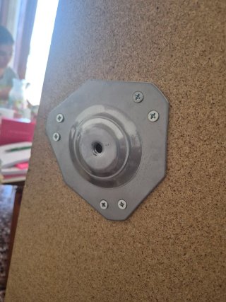 Tablero de madera para mesa, con patas.