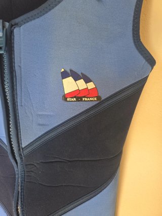Traje de neopreno azul