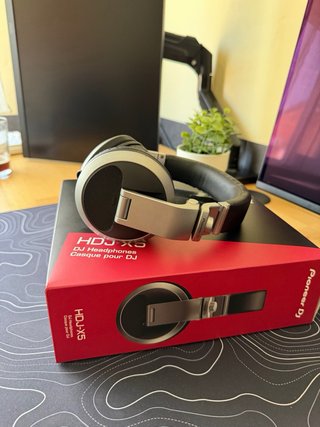 Auriculares DJ Pioneer HDJ-X5.