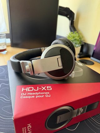Auriculares DJ Pioneer HDJ-X5.