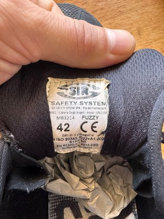 Zapatillas SIR Safety System FUZZY Negras