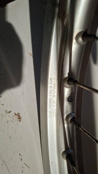 Llanta Delantera Aprilia RX 50