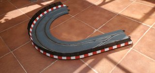 4 Curvas Scalextric Digital Advance con muros
