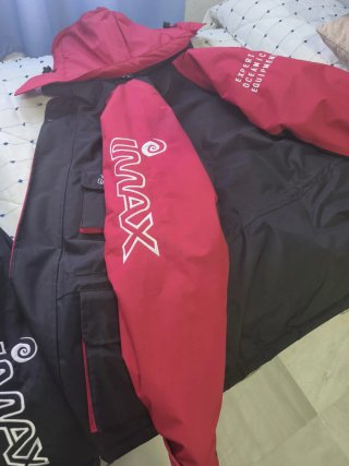 Pantalones negros impermeables