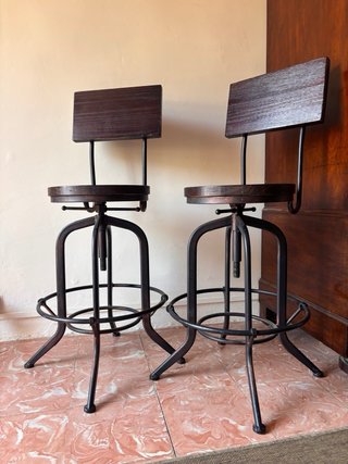 Taburetes industriales madera y metal